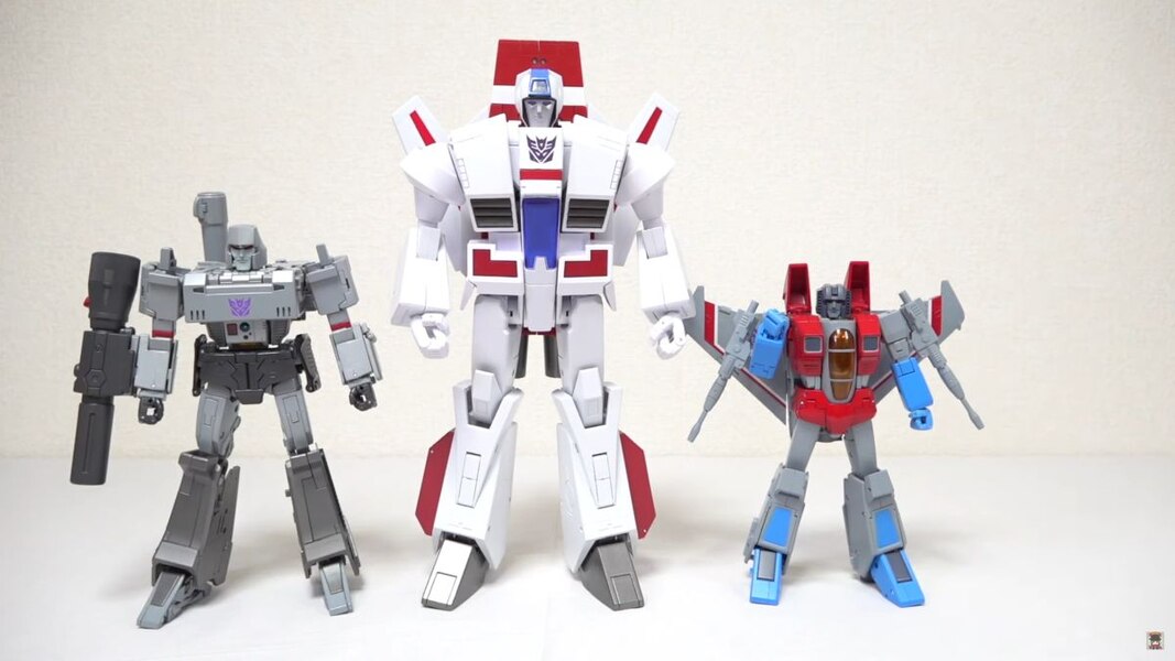 Transformers Masterpiece MP 57 Skyfire In Hand Image  (64 of 65)